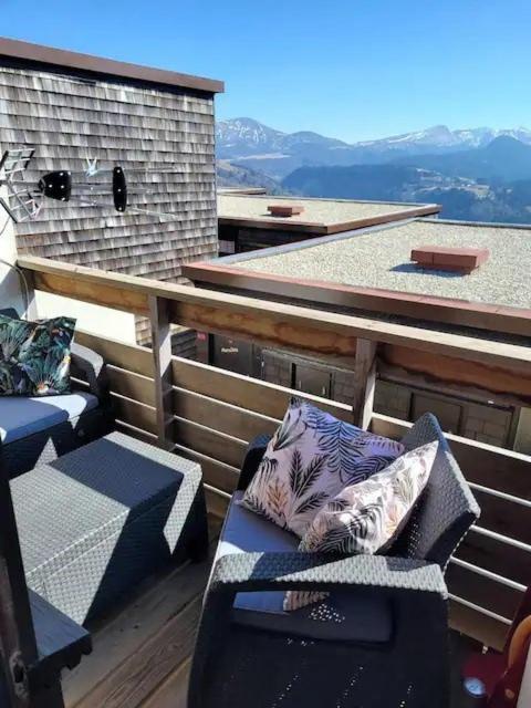 Appartement Duplex Avec Vue Sur Le Sancy Et Garage Couvert Murat-le-Quaire Kültér fotó