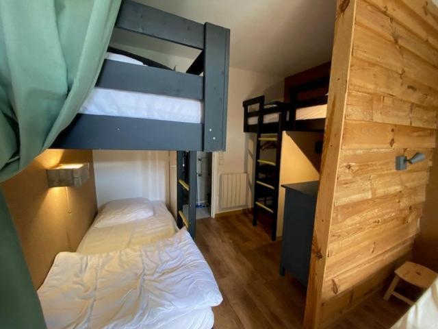Appartement Duplex Avec Vue Sur Le Sancy Et Garage Couvert Murat-le-Quaire Kültér fotó